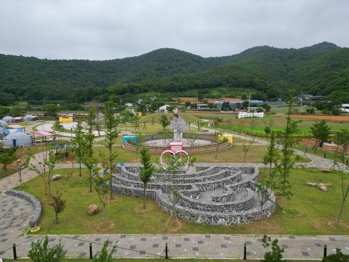 미로나라정원 글램핑장