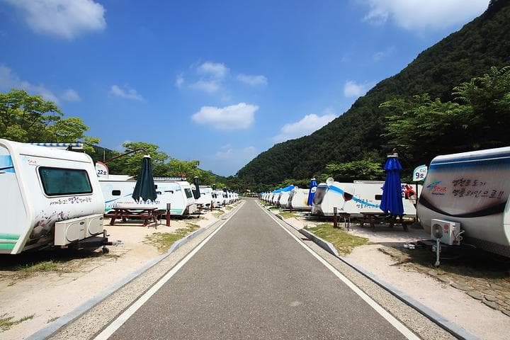 치산관광지 캠핑장