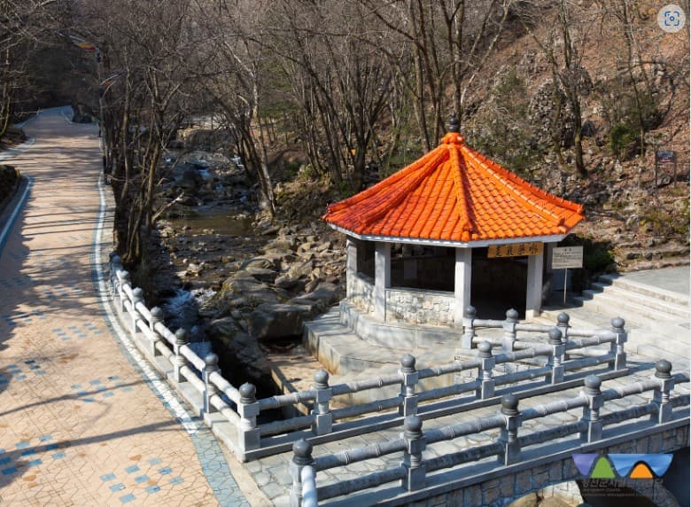 화암약수야영장 이미지 2